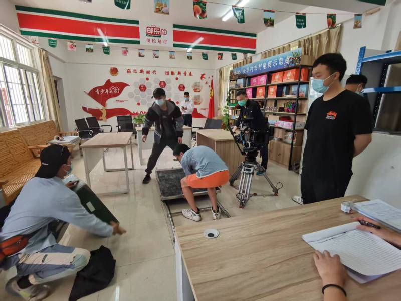 追星女孩心理学分析报告：昌吉广告片拍摄公司揭秘饭圈应援式传播逻辑